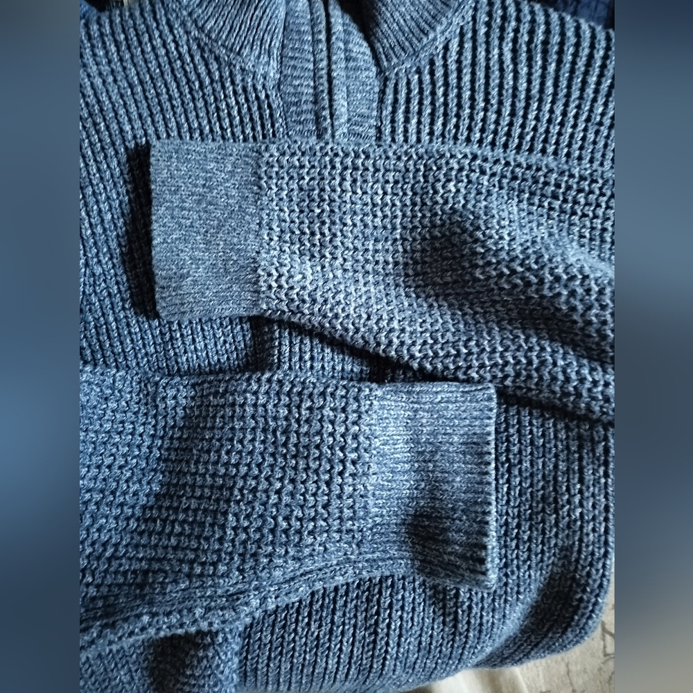 L.L. Bean Men's Navy Zip-Up Sweater - Picture 5 of 5